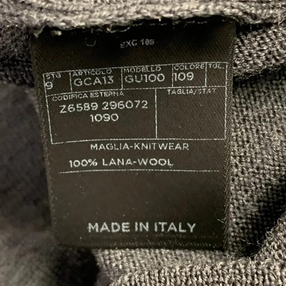 GUCCI Size M Charcoal Grey Red Green Contrast Trim Wool V-Neck Pullover